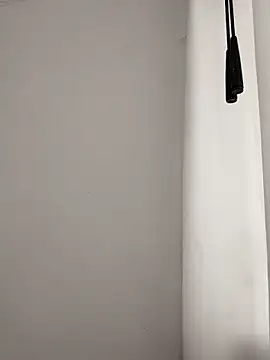 LuluuBerry online show from November 26, 2025, 6:09 pm