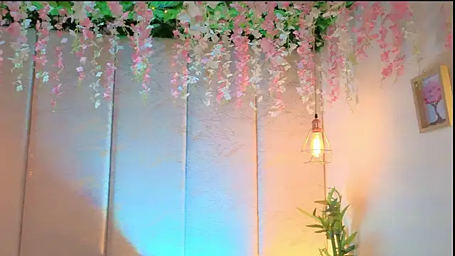  ViolletteNoir  online show from March 9, 2026, 8:46 pm