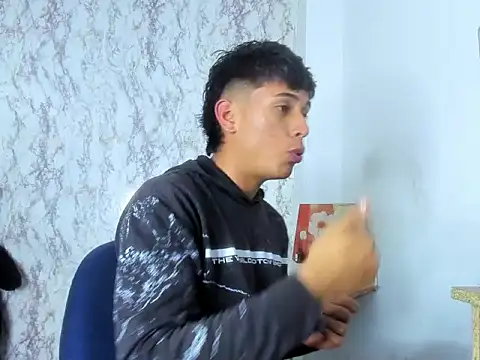 Valentino Lane online show from February 19, 2026, 3:35 am