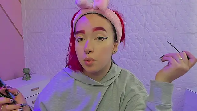 Dakkotta   online show from December 4, 2025, 4:11 am