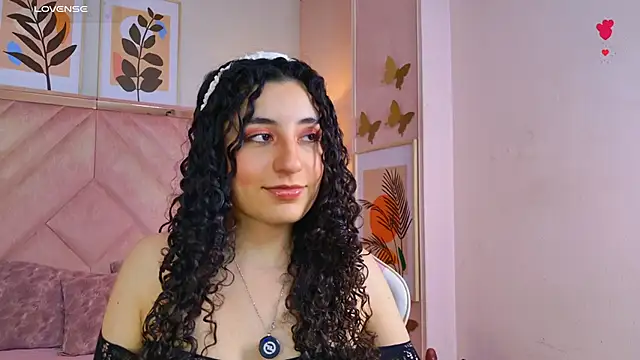 Snapshot of DemiJones_ chatting on May 30, 2026, 5:15 am DemiJones online show from May 30, 2026, 5:15 am