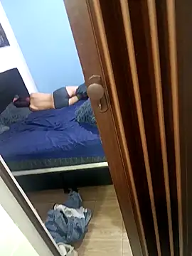 crazy penis online show from November 29, 2025, 3:04 pm