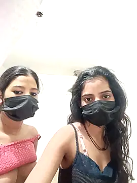 Hot komall online show from February 14, 2026, 1:24 am