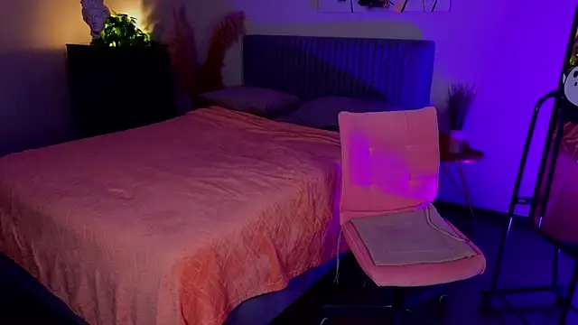 Snapshot of Jinxed_Blue chatting on November 19, 2025, 2:28 pm Jinxed Blue online show from November 19, 2025, 2:28 pm