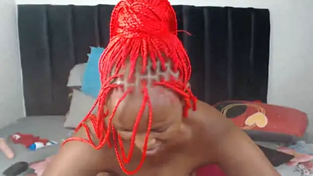 Miss-Berries online show from January 9, 2026, 5:54 am