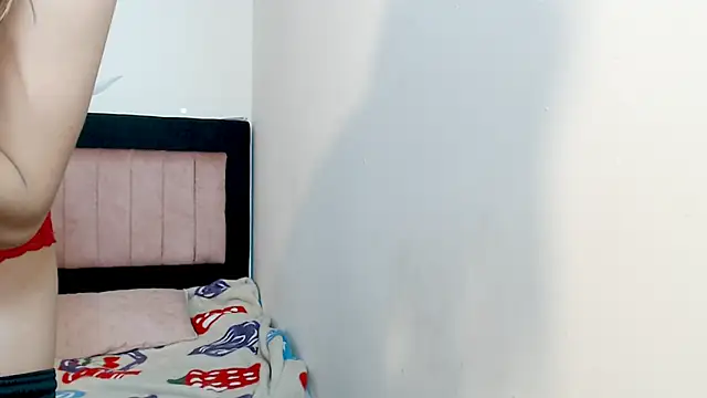 AMARYXS online show from April 6, 2026, 9:43 am