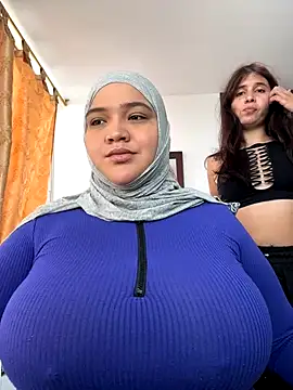 sweetmuslim01 online show from October 20, 2025, 3:56 pm