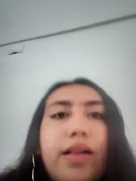 Snapshot of BELLA-CHERRY-30 chatting on November 14, 2025, 3:33 pm BELLA-CHERRY-30 online show from November 14, 2025, 3:33 pm