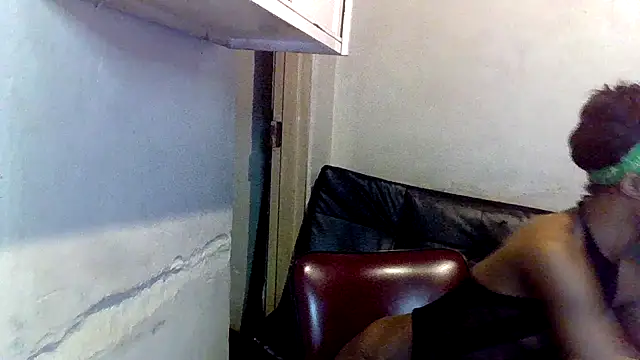 Nikistickyxx25 online show from November 25, 2025, 4:45 am