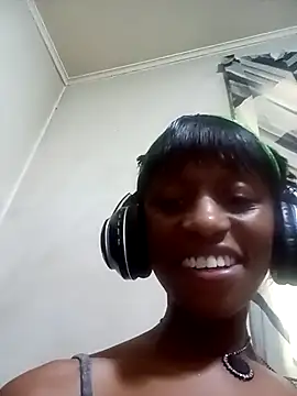 Nikistickyxx25 online show from December 1, 2025, 4:12 pm