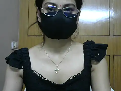 Fairy Pie online show from May 31, 2026, 8:10 pm