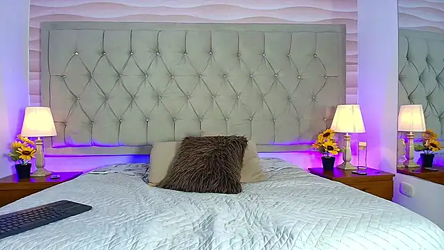 Liathompson FG online show from November 20, 2025, 7:35 pm