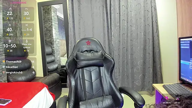 MilfBrenda online show from November 13, 2025, 3:05 am