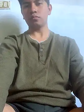 Snapshot of ContraryMomos chatting on November 16, 2025, 4:23 pm ContraryMomos online show from November 16, 2025, 4:23 pm