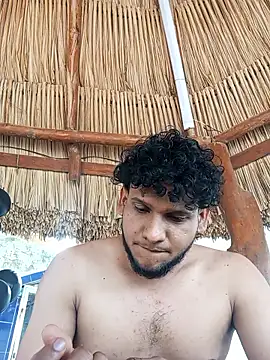 prototipoA45 online show from January 5, 2026, 7:39 pm