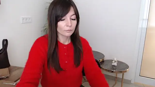 Snapshot of Veronichkaaa chatting on November 12, 2025, 9:21 am Veronichkaaa online show from November 12, 2025, 9:21 am