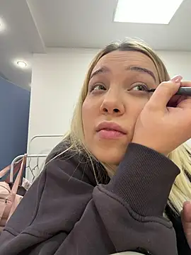 KilianaNoir online show from February 12, 2026, 7:36 am