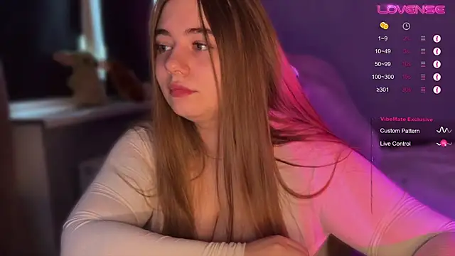 AmeliaMiles online show from April 20, 2026, 8:28 am