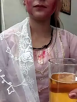 black and white choco online show from March 4, 2026, 7:58 am