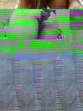 Snapshot of luna-sisi chatting on January 18, 2026, 6:06 am luna-sisi online show from January 18, 2026, 6:06 am