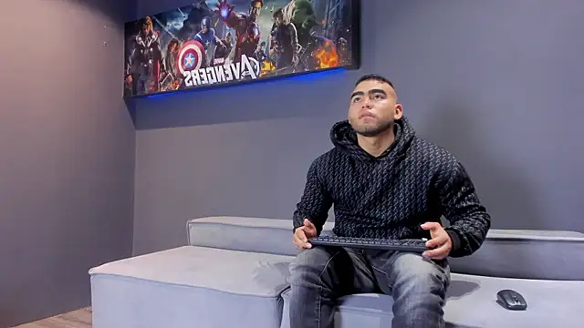 Snapshot of geremy_giroud chatting on November 15, 2025, 2:46 pm geremy giroud online show from November 15, 2025, 2:46 pm