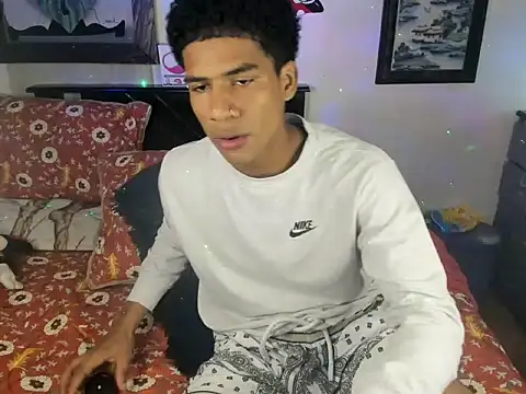 JUANBIGCOCK21CM online show from November 16, 2025, 9:31 pm