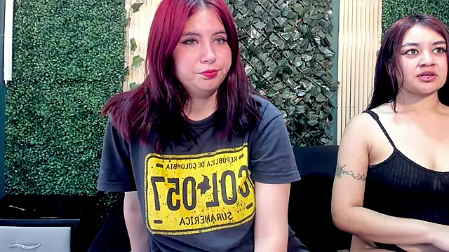 Lucy and Karoline online show from November 20, 2025, 1:00 pm