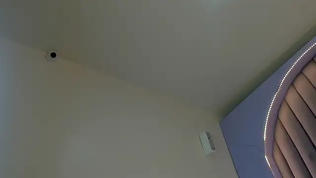 NicoletCherry   online show from January 7, 2026, 7:49 pm