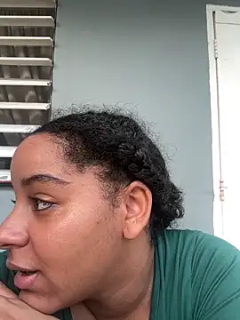 Snapshot of Nicolitalalinda chatting on June 22, 2026, 10:12 am Nicolitalalinda online show from June 22, 2026, 10:12 am