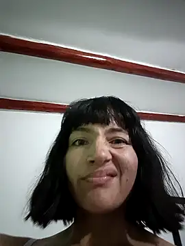 Snapshot of Luna_juicy chatting on November 20, 2025, 10:09 pm Luna juicy online show from November 20, 2025, 10:09 pm