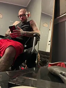 trickydickydaddy online show from April 12, 2026, 6:46 pm