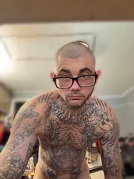 trickydickydaddy online show from April 26, 2026, 4:26 pm