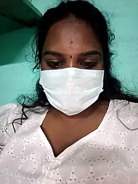 Snapshot of Tamil_Hot_Pooja chatting on November 9, 2025, 5:00 pm Tamil Hot Pooja online show from November 9, 2025, 5:00 pm