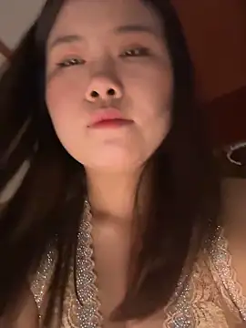 xoxo7799 online show from November 20, 2025, 4:18 pm