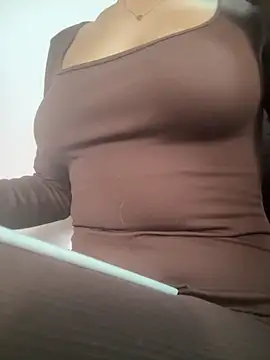 Snapshot of SCARLETT_INK_ chatting on April 13, 2026, 7:52 pm SCARLETT INK online show from April 13, 2026, 7:52 pm