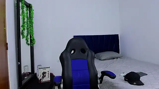 Snapshot of trevor_belmontt chatting on November 30, 2025, 2:59 am trevor belmontt online show from November 30, 2025, 2:59 am