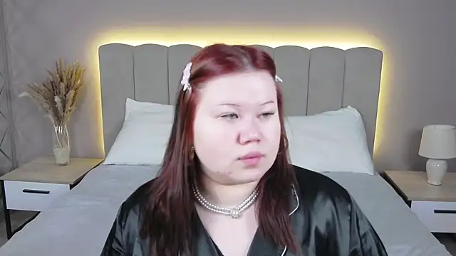 EvaNova  online show from April 4, 2026, 10:35 am