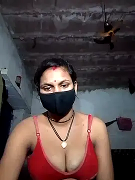 Snapshot of LOVE_FI95 chatting on November 16, 2025, 10:59 pm LOVE FI95 online show from November 16, 2025, 10:59 pm