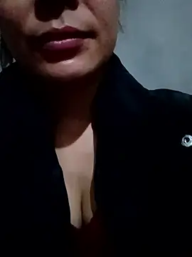 Lyla john online show from January 14, 2026, 5:13 am