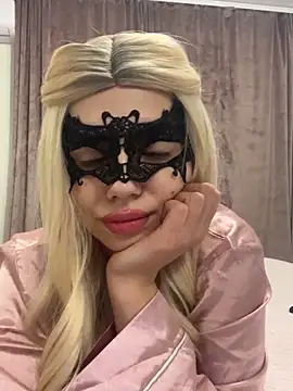 Snapshot of LilxSar chatting on November 28, 2025, 5:59 pm LilxSar online show from November 28, 2025, 5:59 pm