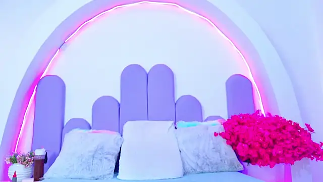 BunnySexyy18 online show from March 8, 2026, 3:10 am