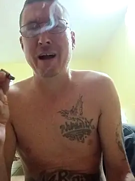 Snapshot of RoughIntentions4U chatting on November 13, 2025, 4:11 am RoughIntentions4U online show from November 13, 2025, 4:11 am