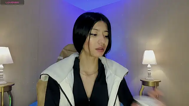 DulceDarling online show from November 22, 2025, 12:37 pm