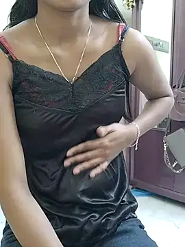 Snapshot of RIYA-CH chatting on January 15, 2026, 12:43 pm RIYA-CH online show from January 15, 2026, 12:43 pm