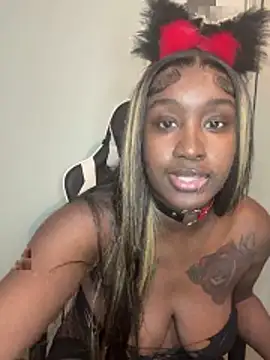 ToyaThick online show from January 6, 2026, 10:23 pm