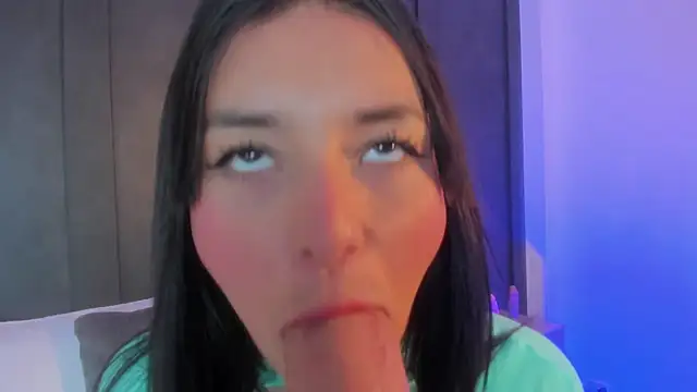 Snapshot of alissongirl_ chatting on February 20, 2026, 7:14 pm alissongirl online show from February 20, 2026, 7:14 pm