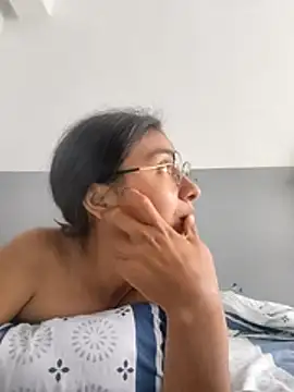 Uvit online show from April 25, 2026, 3:31 pm