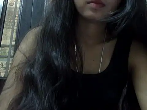 SEXY PRIYA83 online show from April 4, 2026, 11:40 am