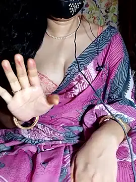 HotGirl23231 online show from May 21, 2026, 5:42 pm
