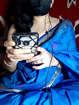 Snapshot of HotGirl23231 chatting on August 6, 2026, 6:32 pm HotGirl23231 online show from August 6, 2026, 6:32 pm